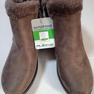 Flexus Women's Brown Boots size 8